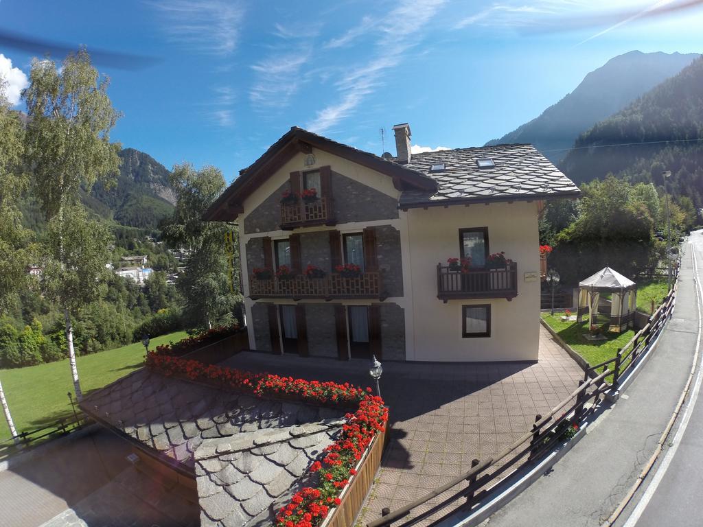 Hotel Stella Del Nord Курмайор Екстериор снимка