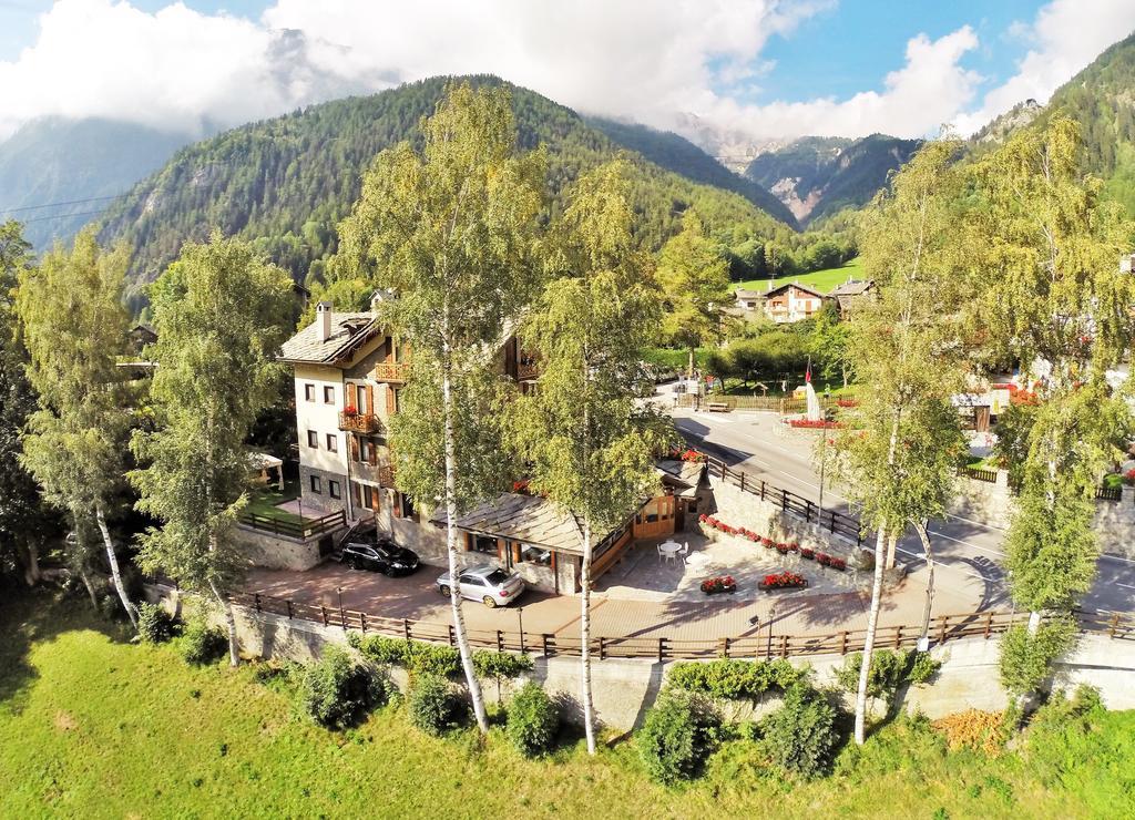 Hotel Stella Del Nord Курмайор Екстериор снимка