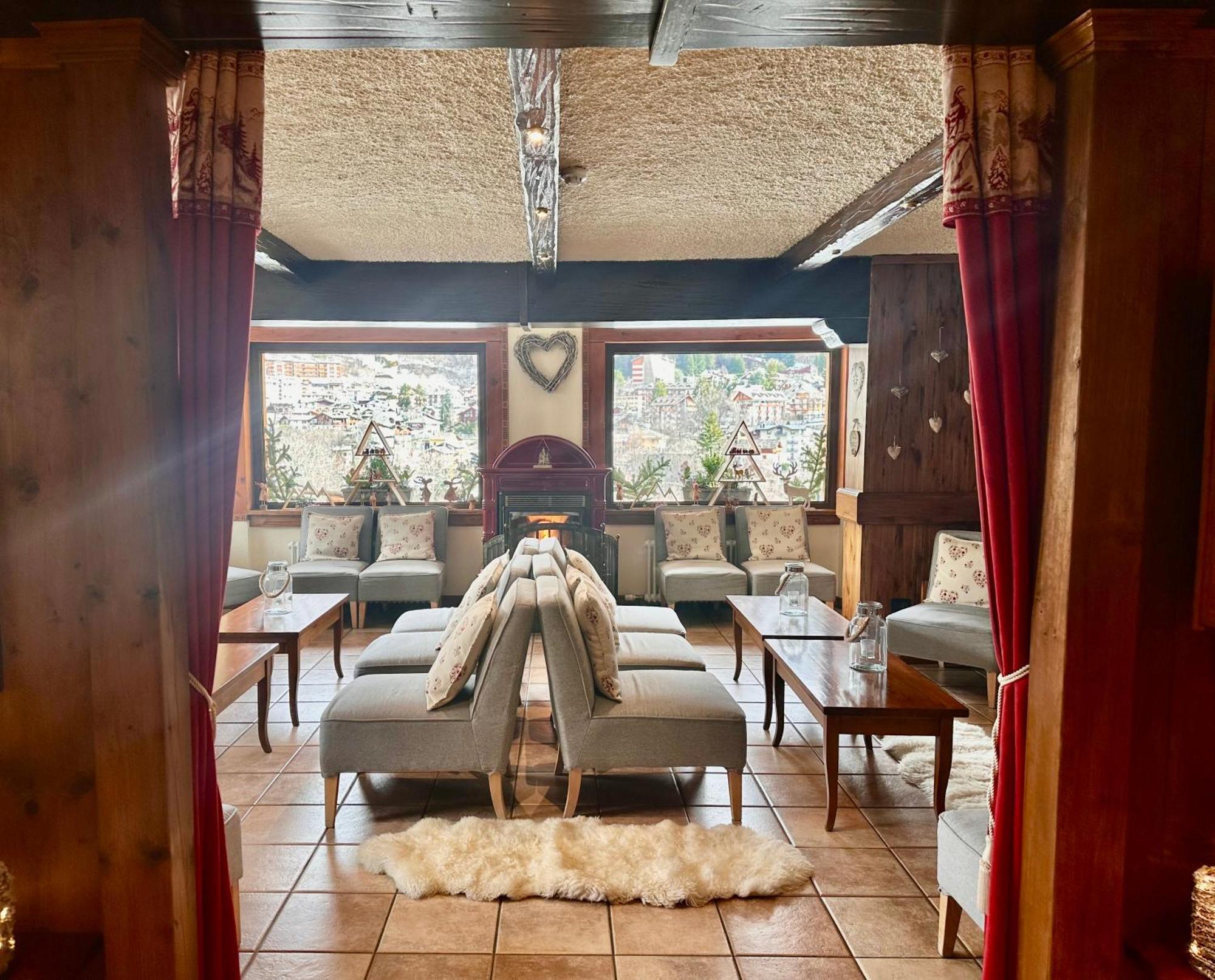 Hotel Stella Del Nord Курмайор Екстериор снимка